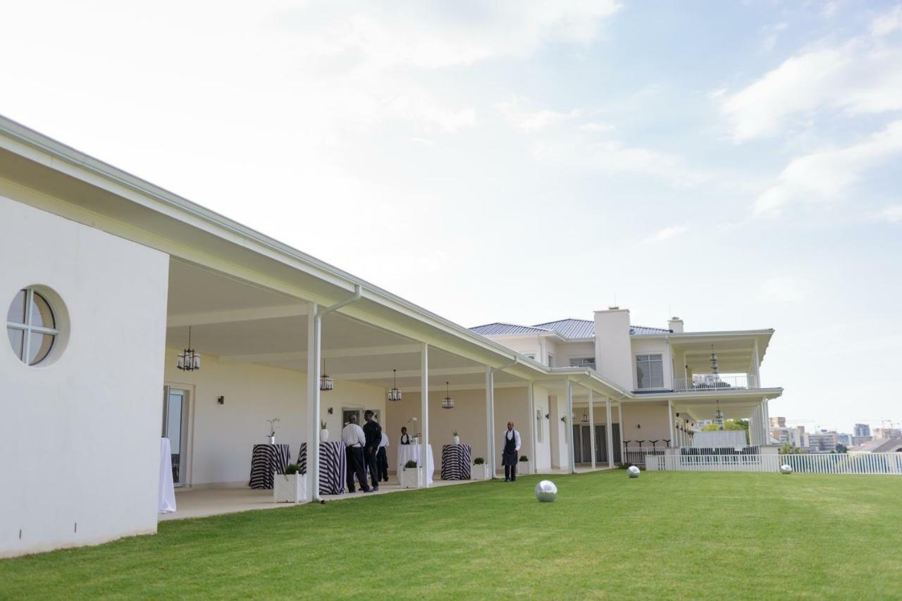 Inanda Club Hotel Johannesburg Bagian luar foto