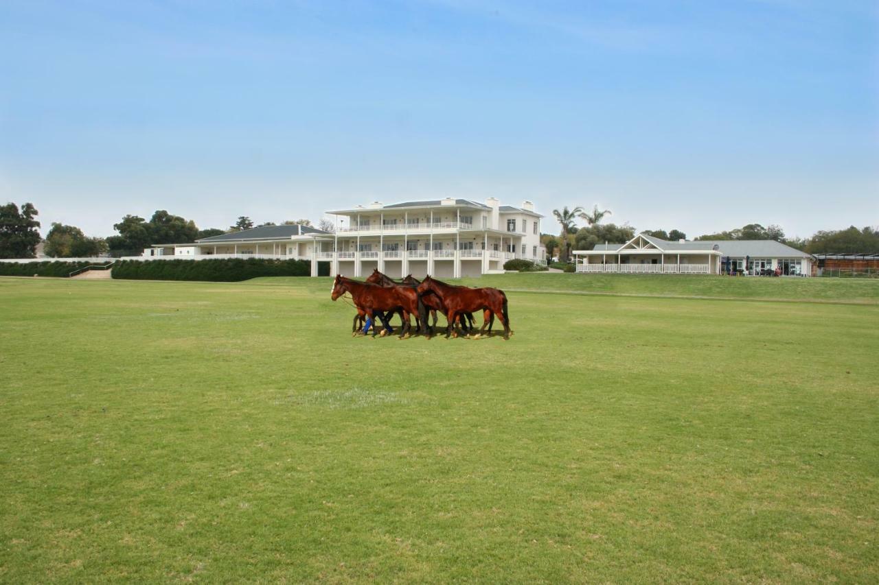 Inanda Club Hotel Johannesburg Bagian luar foto