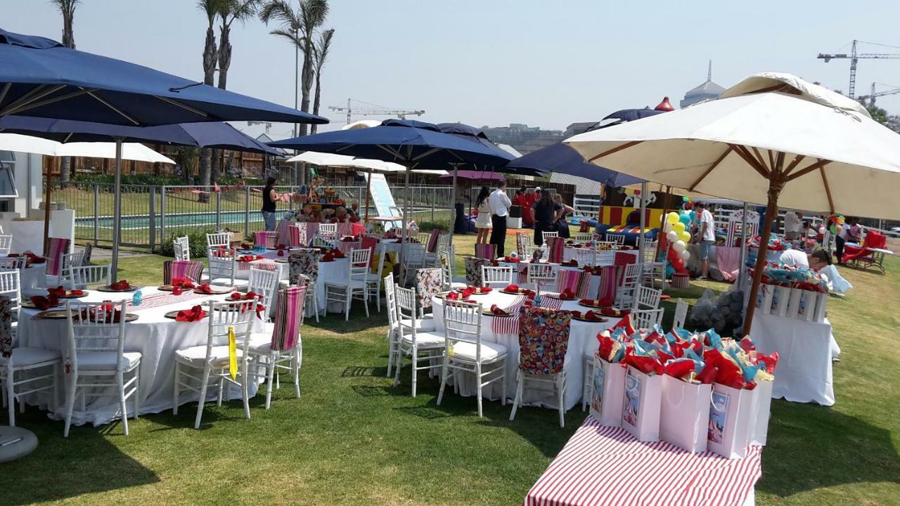 Inanda Club Hotel Johannesburg Bagian luar foto